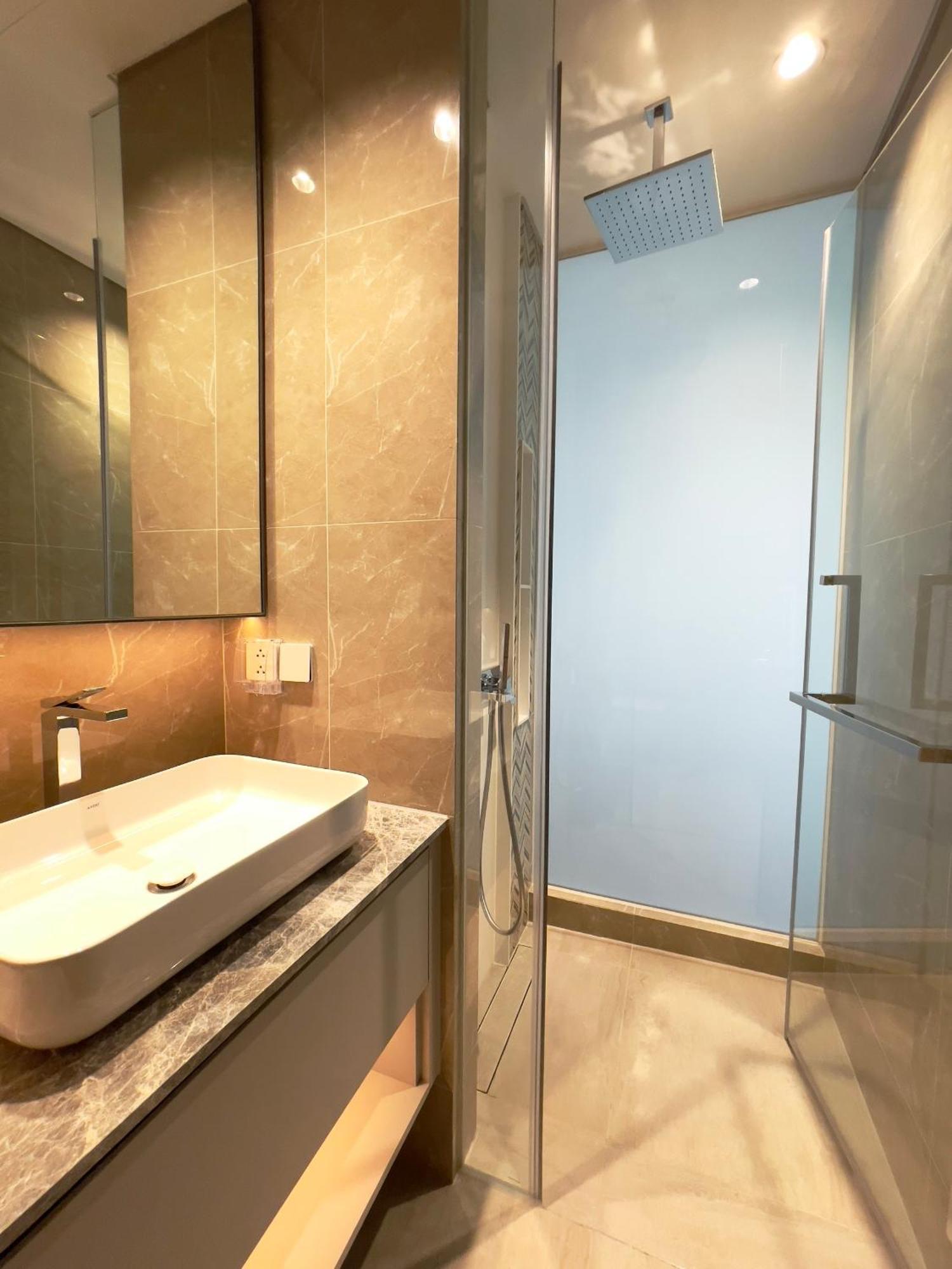 The Opera Luxury Furnished Apartment-the Metropole Thu Thiem * TP. Hồ Chí Minh