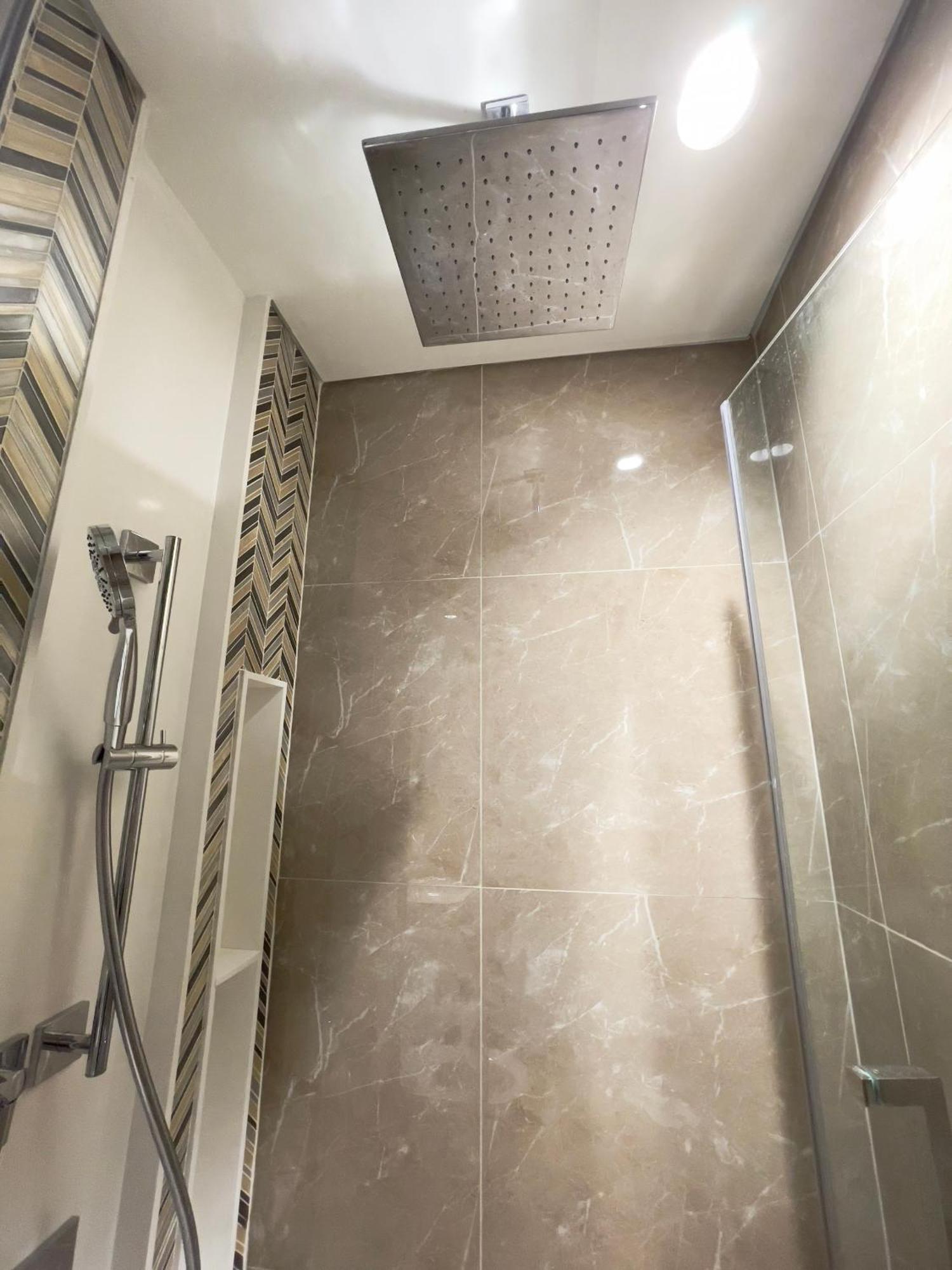 The Opera Luxury Furnished Apartment-the Metropole Thu Thiem Căn hộ TP. Hồ Chí Minh