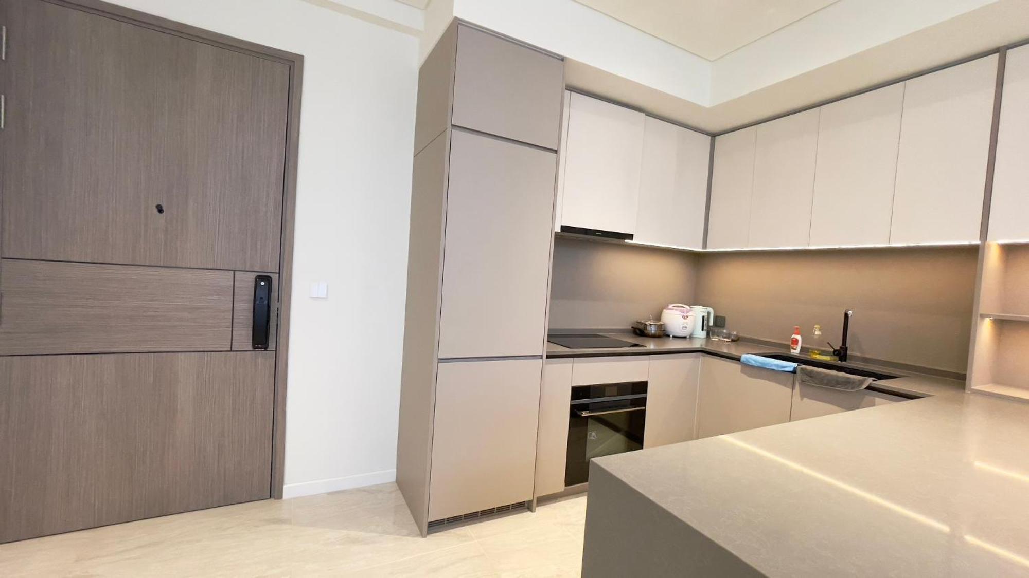 Căn hộ The Opera Luxury Furnished Apartment-the Metropole Thu Thiem